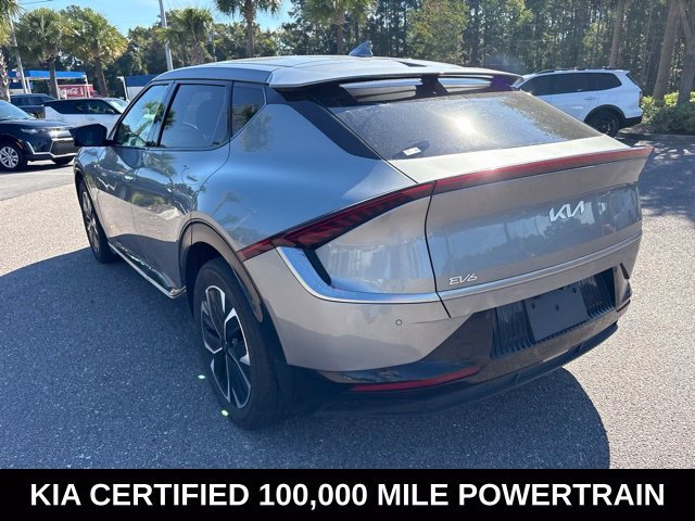 Used 2023 Gray Kia Wind image 7