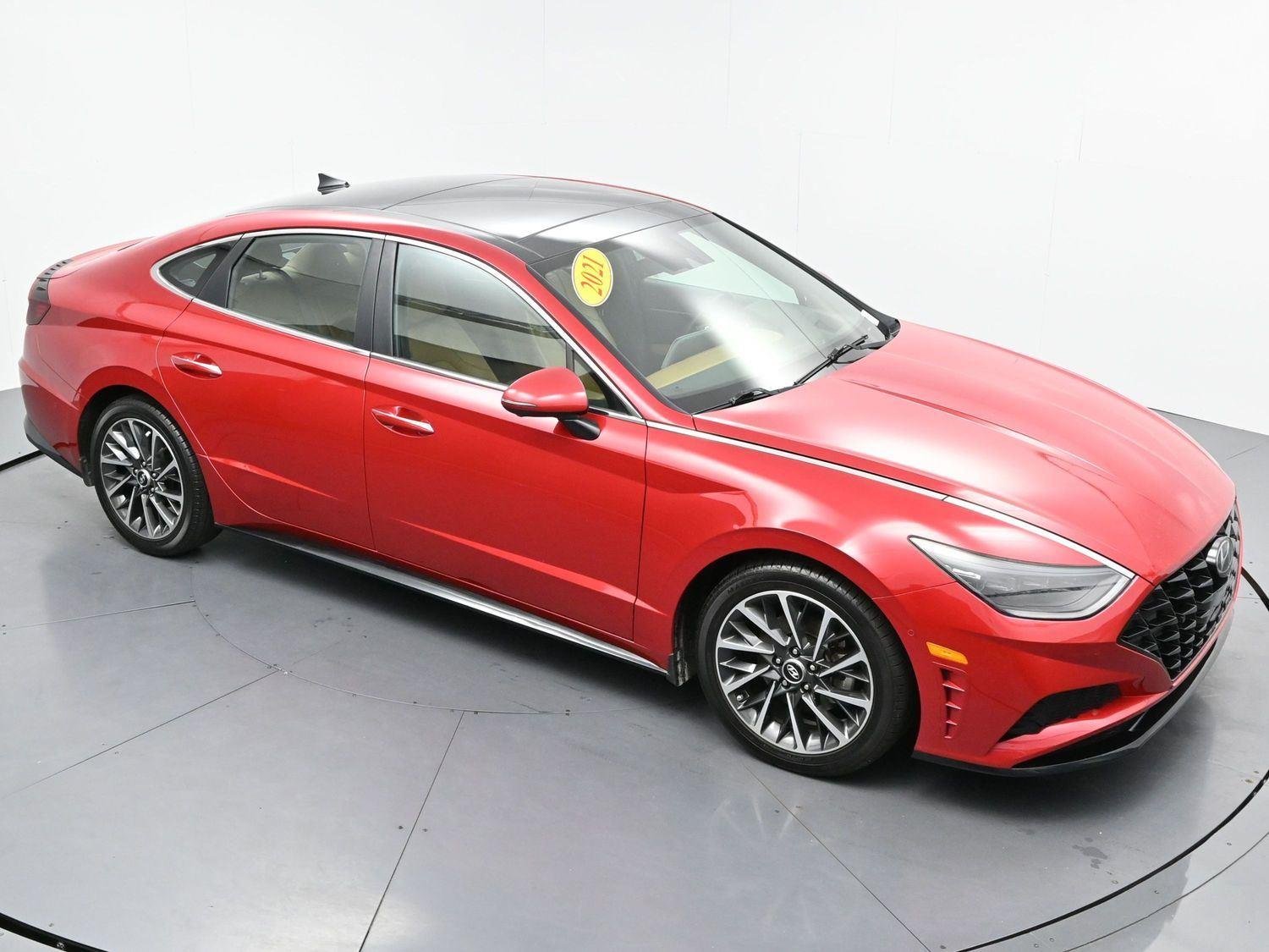 Used 2021 Calypso Red Hyundai Limited image 43