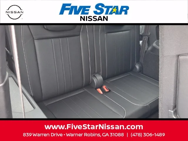 Used 2024 White Volkswagen 2.0T SE R-Line Black image 16