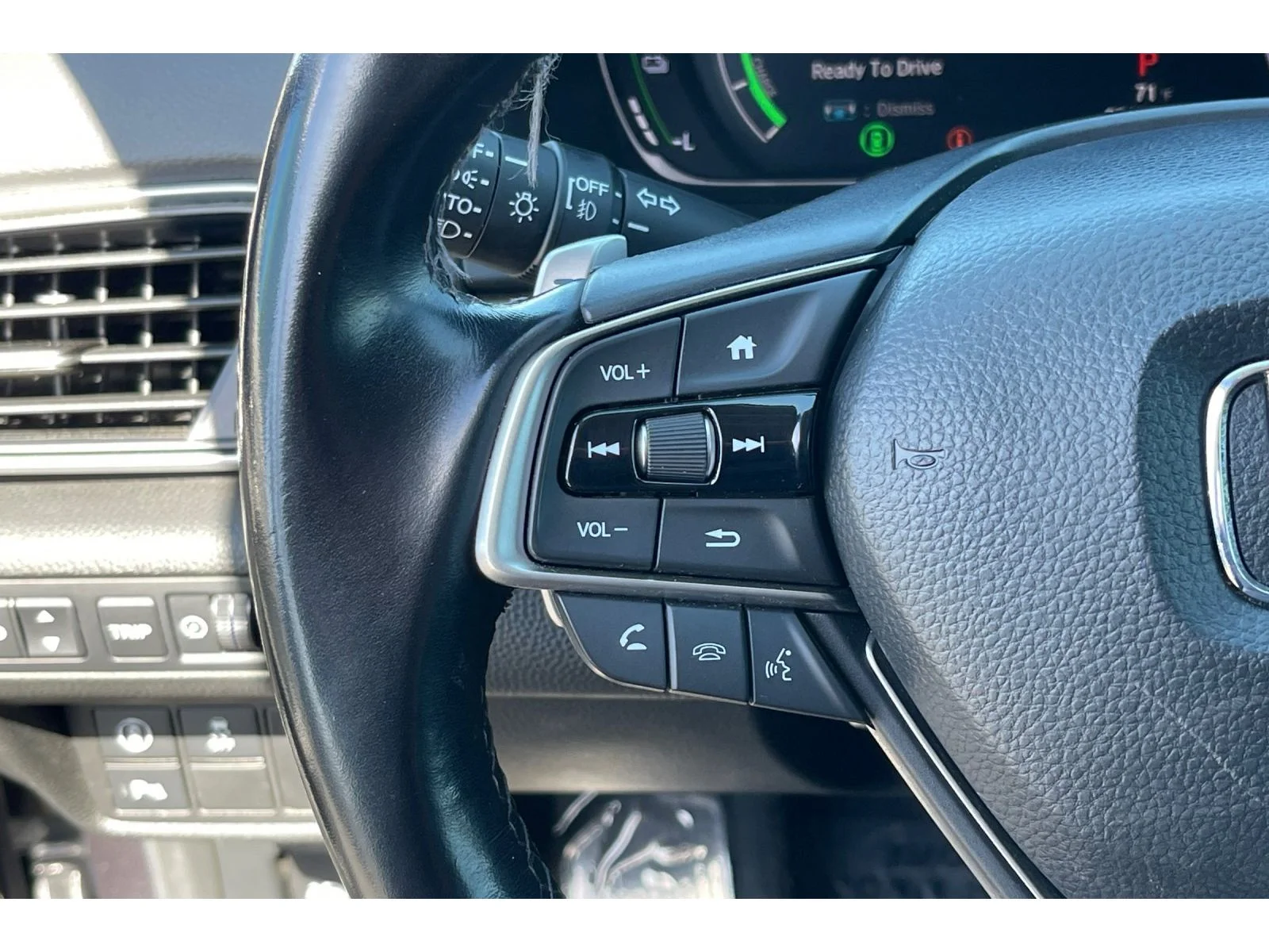 Used 2021 Modern Steel Metallic Honda Touring image 34