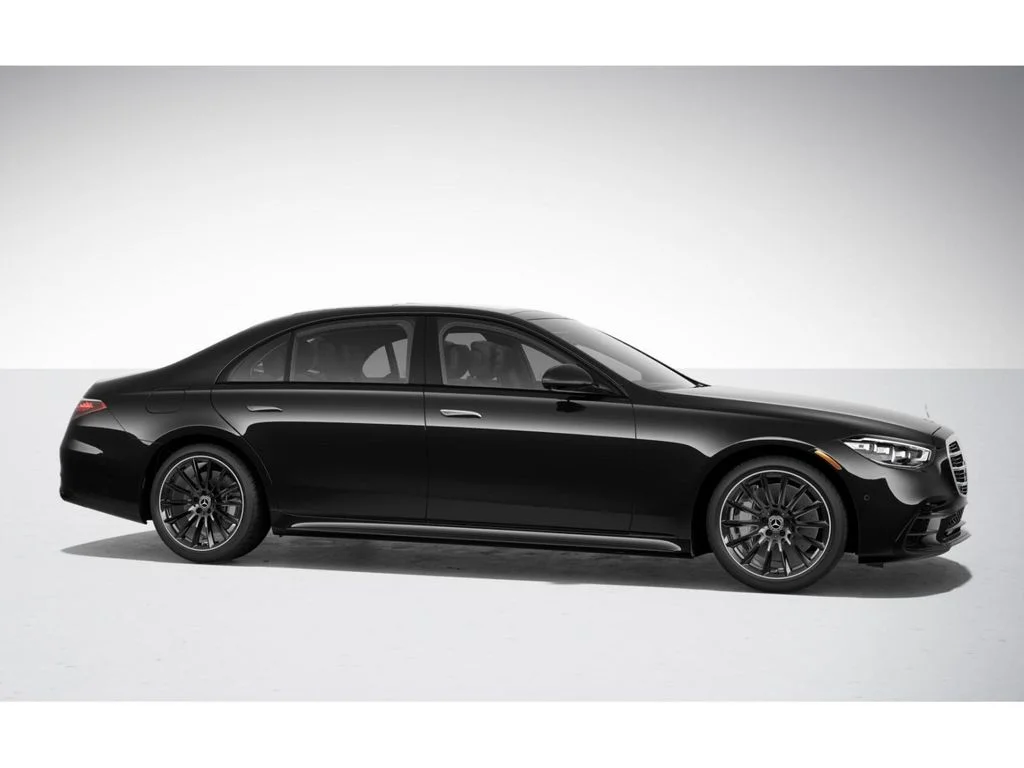 Used 2025 Black Mercedes-Benz S 580e image 14