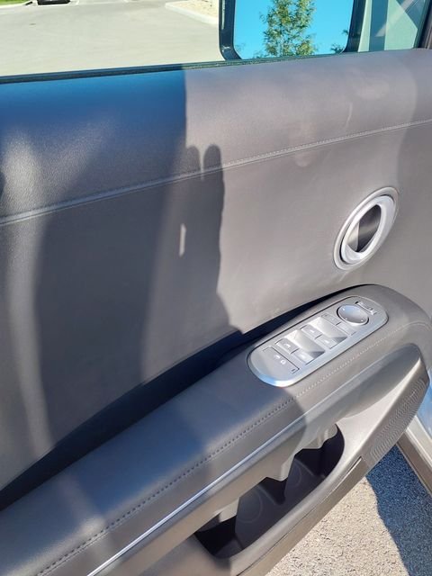 New 2026 Silver Metallic Hyundai SEL image 18