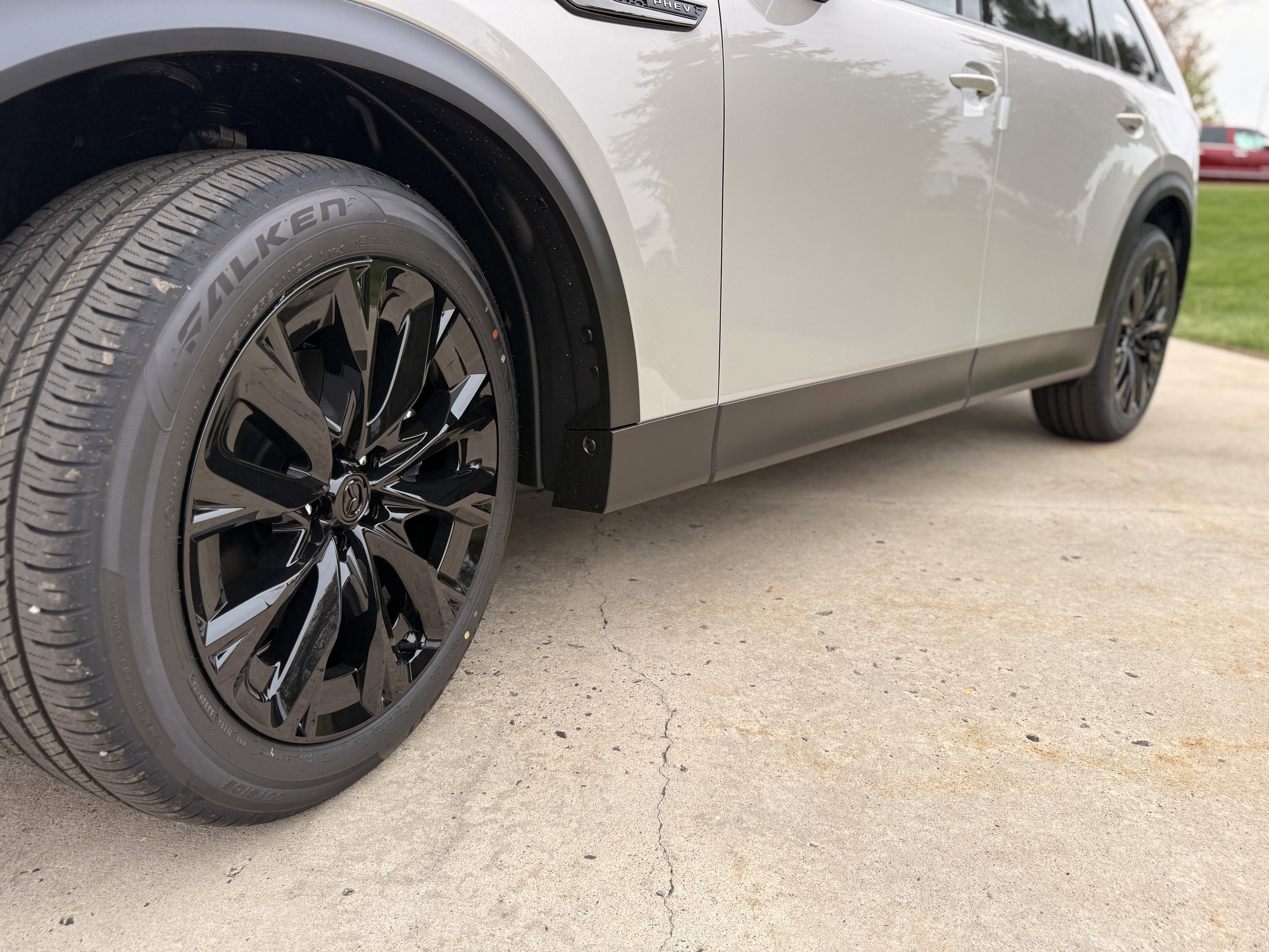 New 2026 Platinum Quartz Metallic Mazda Premium Sport AWD image 23