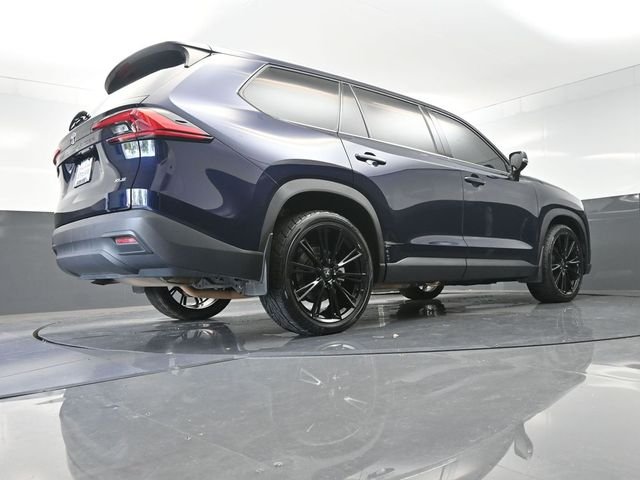 Used 2024  Toyota XLE image 40