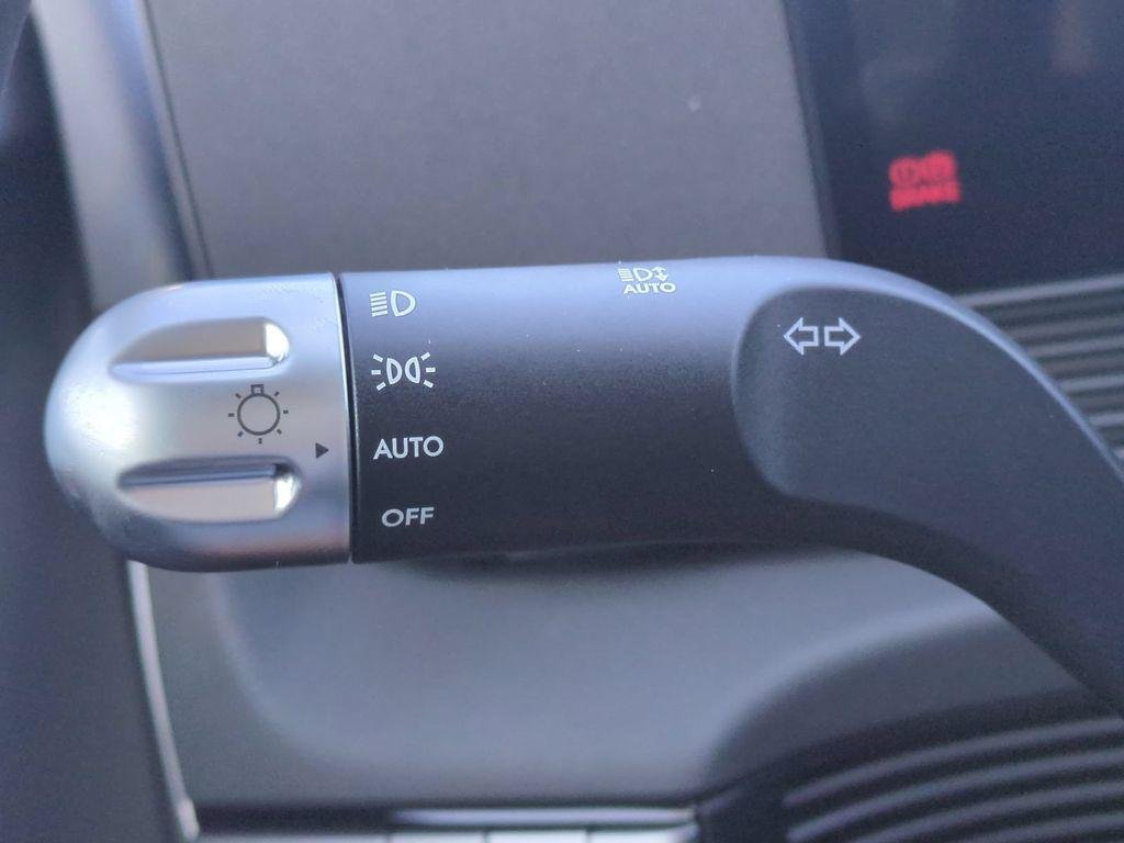 New 2026 Black Hyundai SE Standard Range image 30
