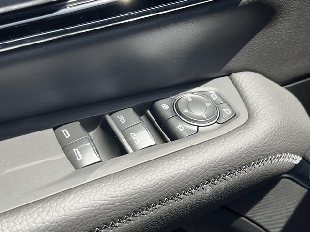 2026 GMC Yukon Denali - Photo 19