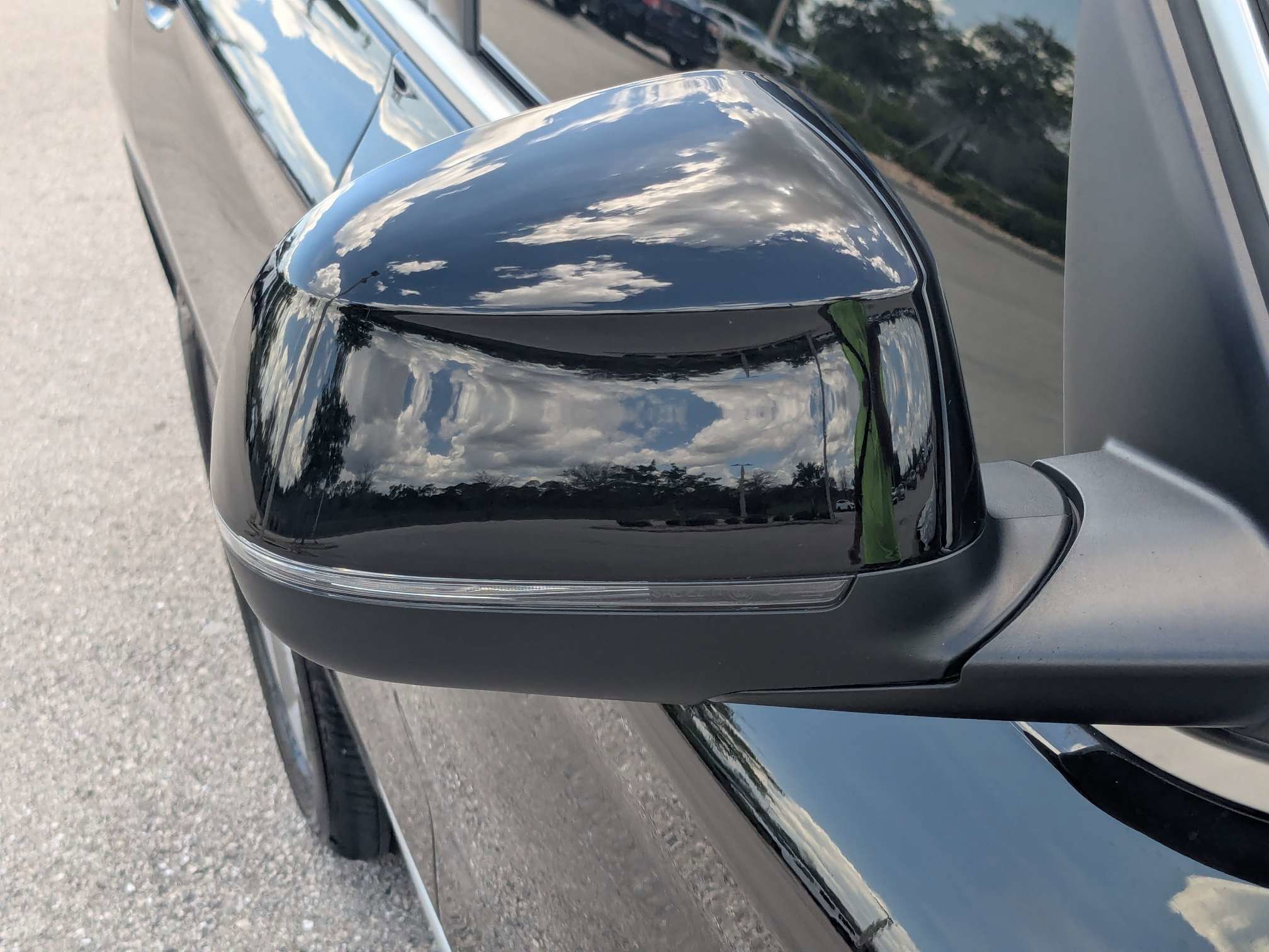Used 2024 Jet Black BMW sDrive30i image 11