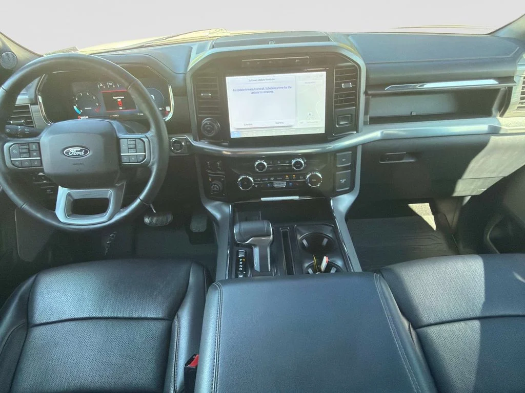 Used 2024 Star White Ford Lariat image 16