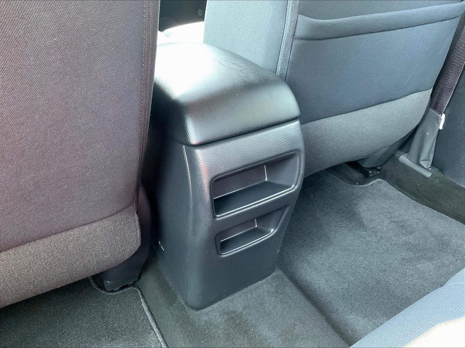 Used 2014 Blue Nissan SV image 12