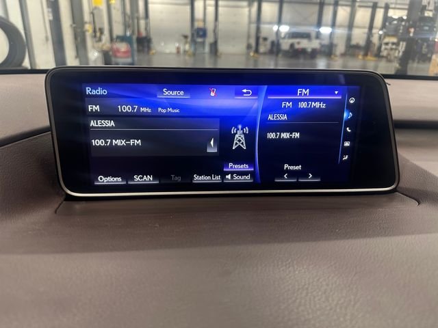Used 2018 White Lexus 350L image 37