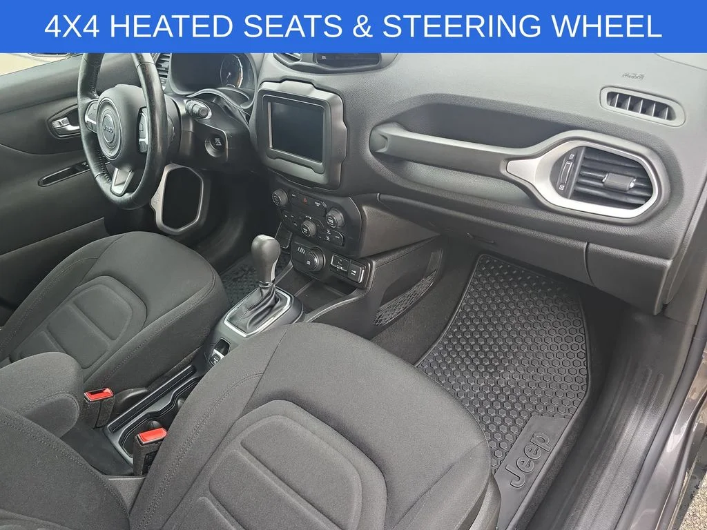 Used 2020 Gray Jeep Latitude image 30