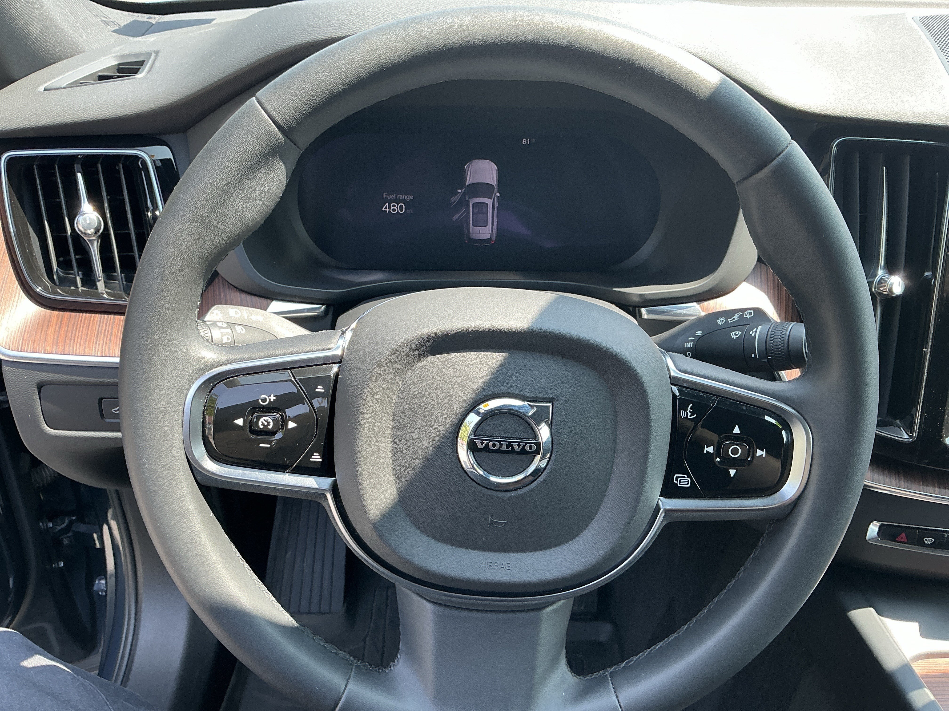 Used 2023 Denim Blue Metallic Volvo Plus Dark Theme image 14