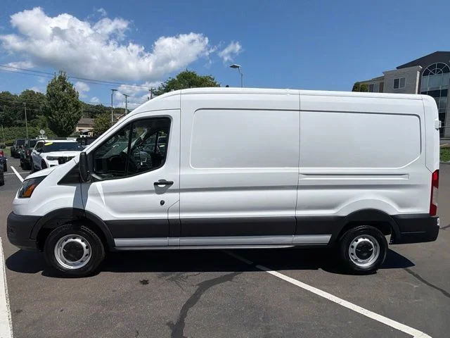 Used 2025 White Ford Base image 4