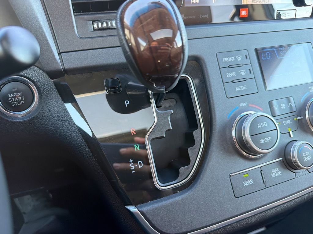 Used 2017 Silver Toyota Limited image 22