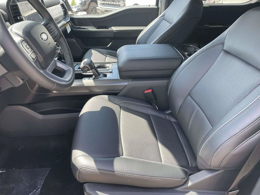 New 2026 White Ford Lariat image 13