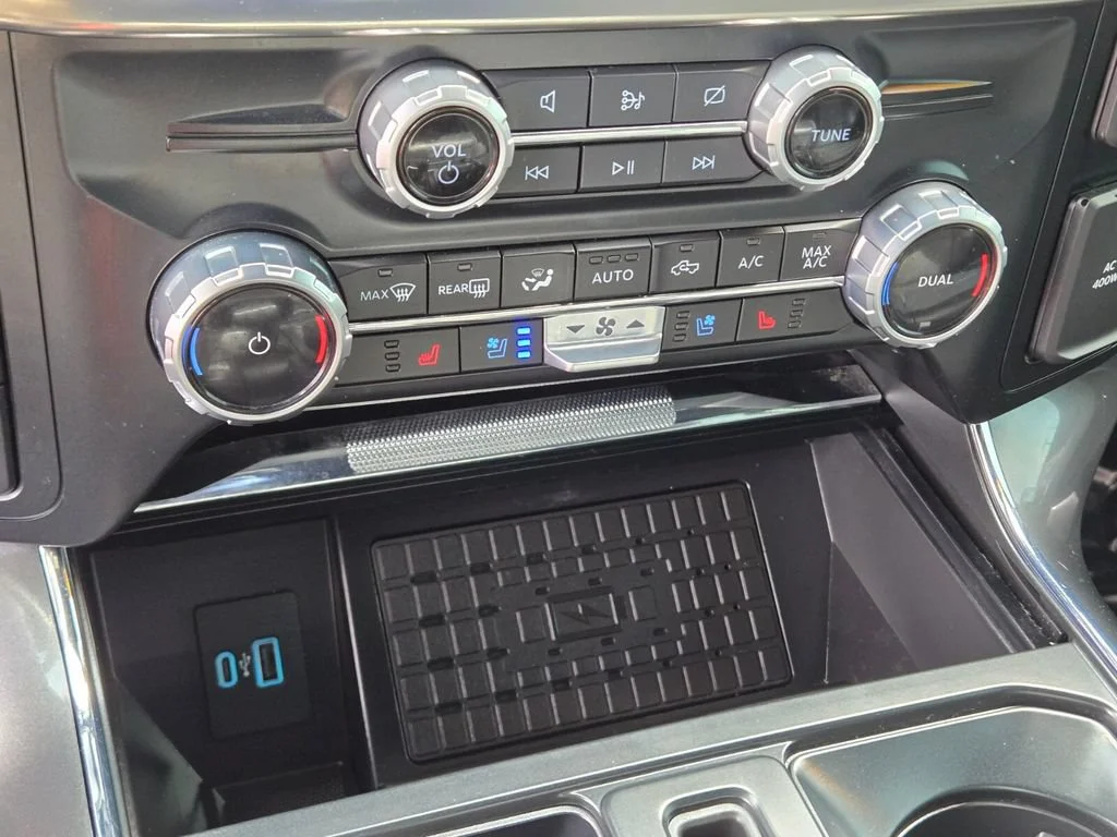 Used 2023 Black Ford Lariat image 21