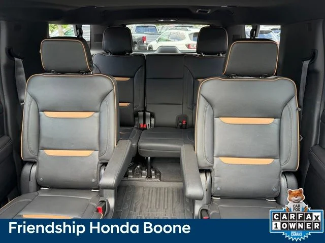 Used 2022 White GMC AT4 image 36