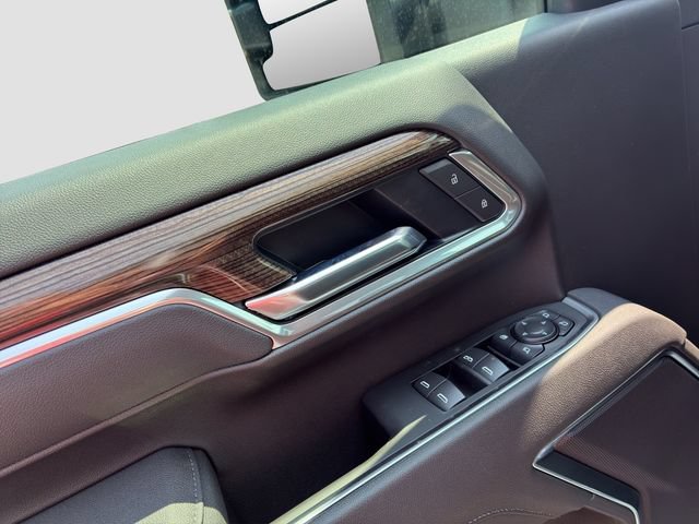 2026 Chevrolet Silverado 3500 HD LT - Photo 10