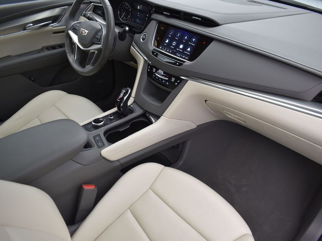 2023 CADILLAC XT5 - Image 33
