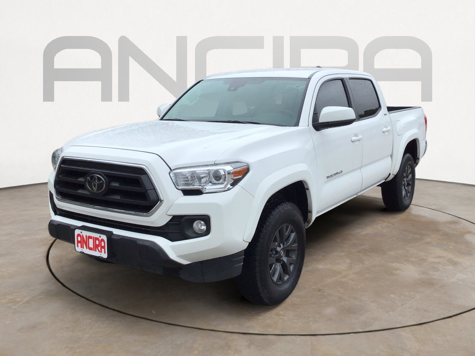 Used 2023 Ice Cap Toyota SR5 image 5