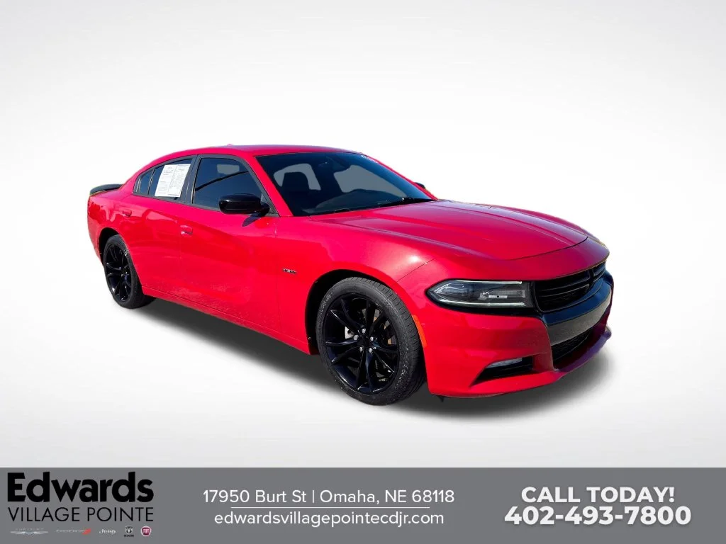 Used 2016 Red Dodge R/T image 1