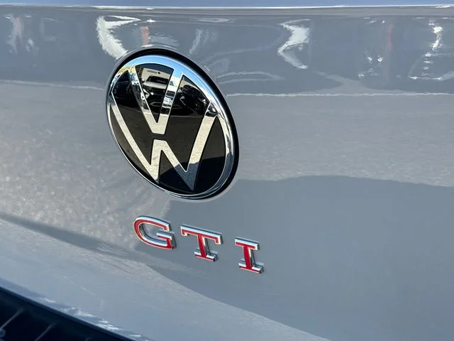 New 2026 Moonstone Gray Volkswagen 2.0T SE image 10