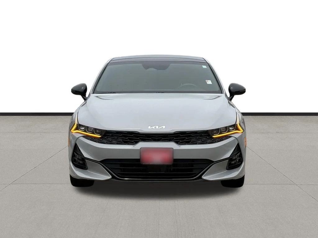 Used 2024 Wolf Gray Kia GT-Line image 2