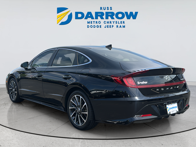 Used 2023 Black Hyundai Limited image 3