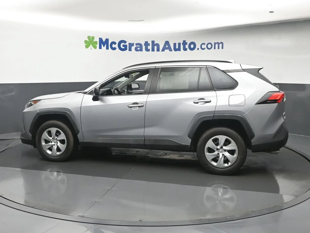 Used 2020 Silver Toyota LE image 24