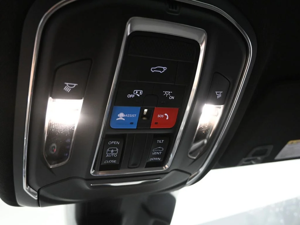 Used 2025 Gray Jeep Laredo X image 23