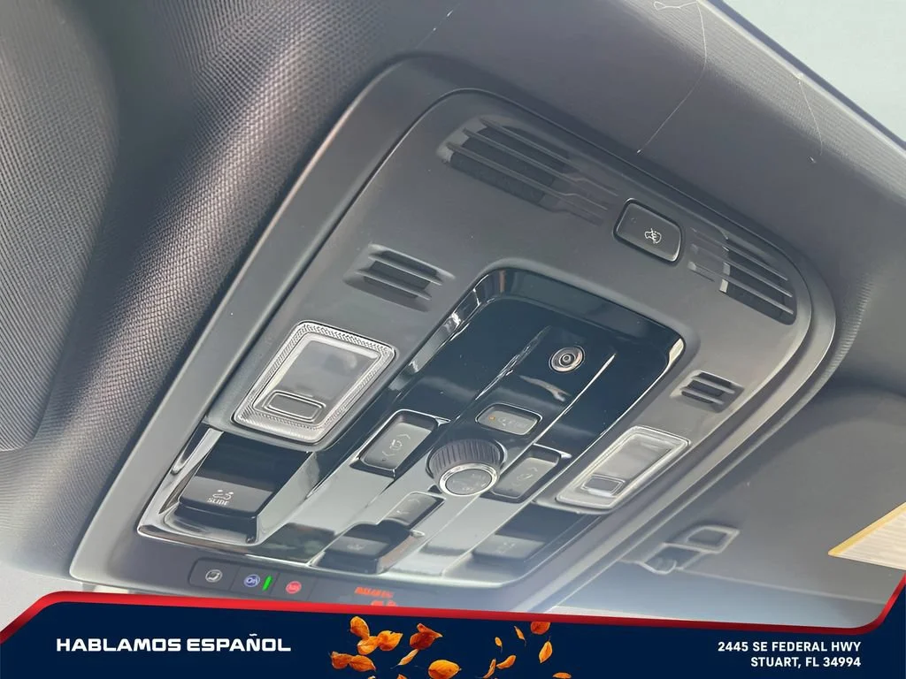 2026 GMC Yukon XL Denali - Photo 35