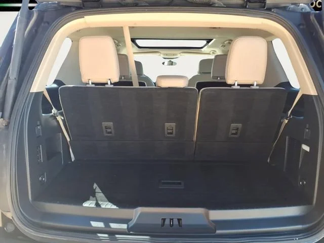 Used 2024  Ford Limited image 32