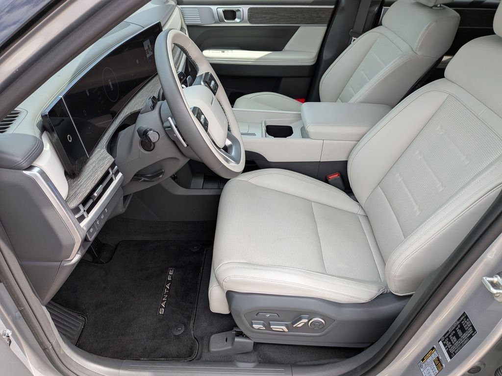 Certified Used 2025 Silver Hyundai Calligraphy image 11