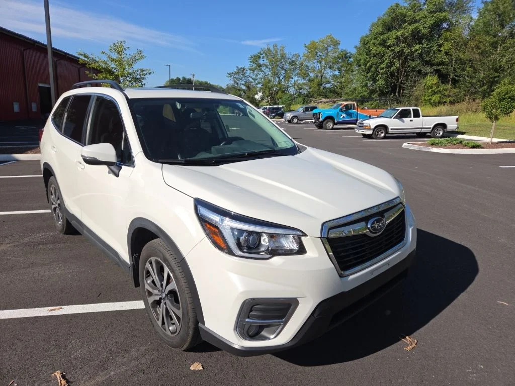 Used 2019 White Subaru Limited image 10