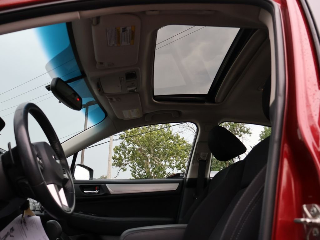 Used 2015 Red Subaru 2.5i image 30