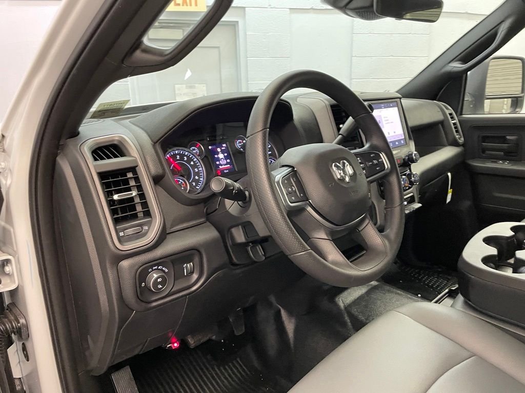 New 2026 Bright White Clearcoat RAM Tradesman image 14