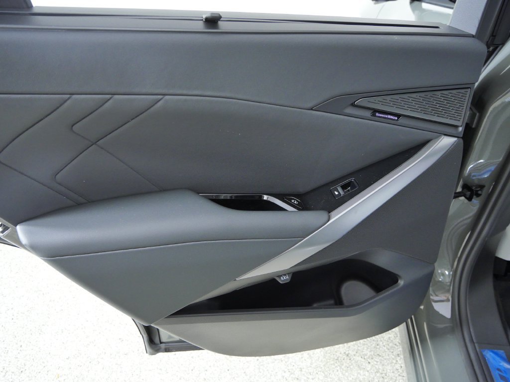 New 2027 Grey Pine Metallic BMW  image 29