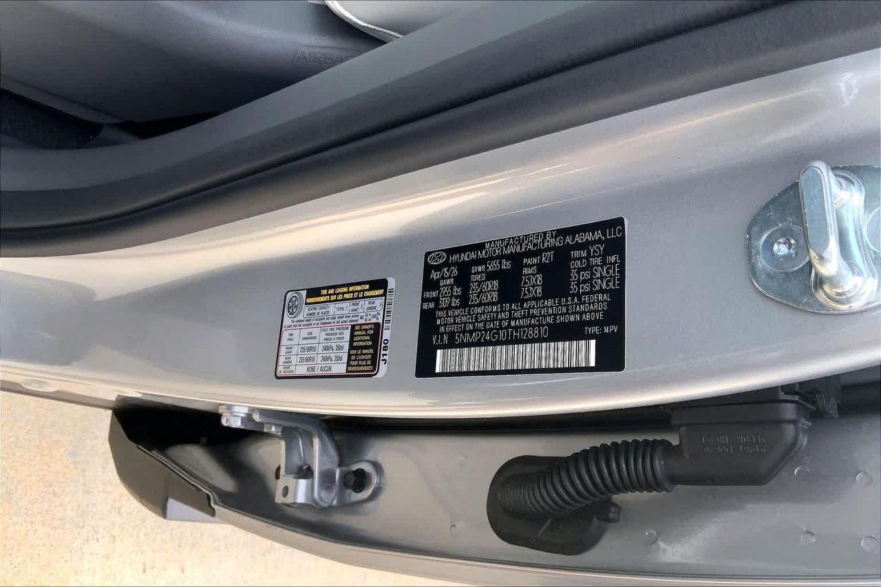 New 2026 Shimmering Silver Hyundai SEL image 19