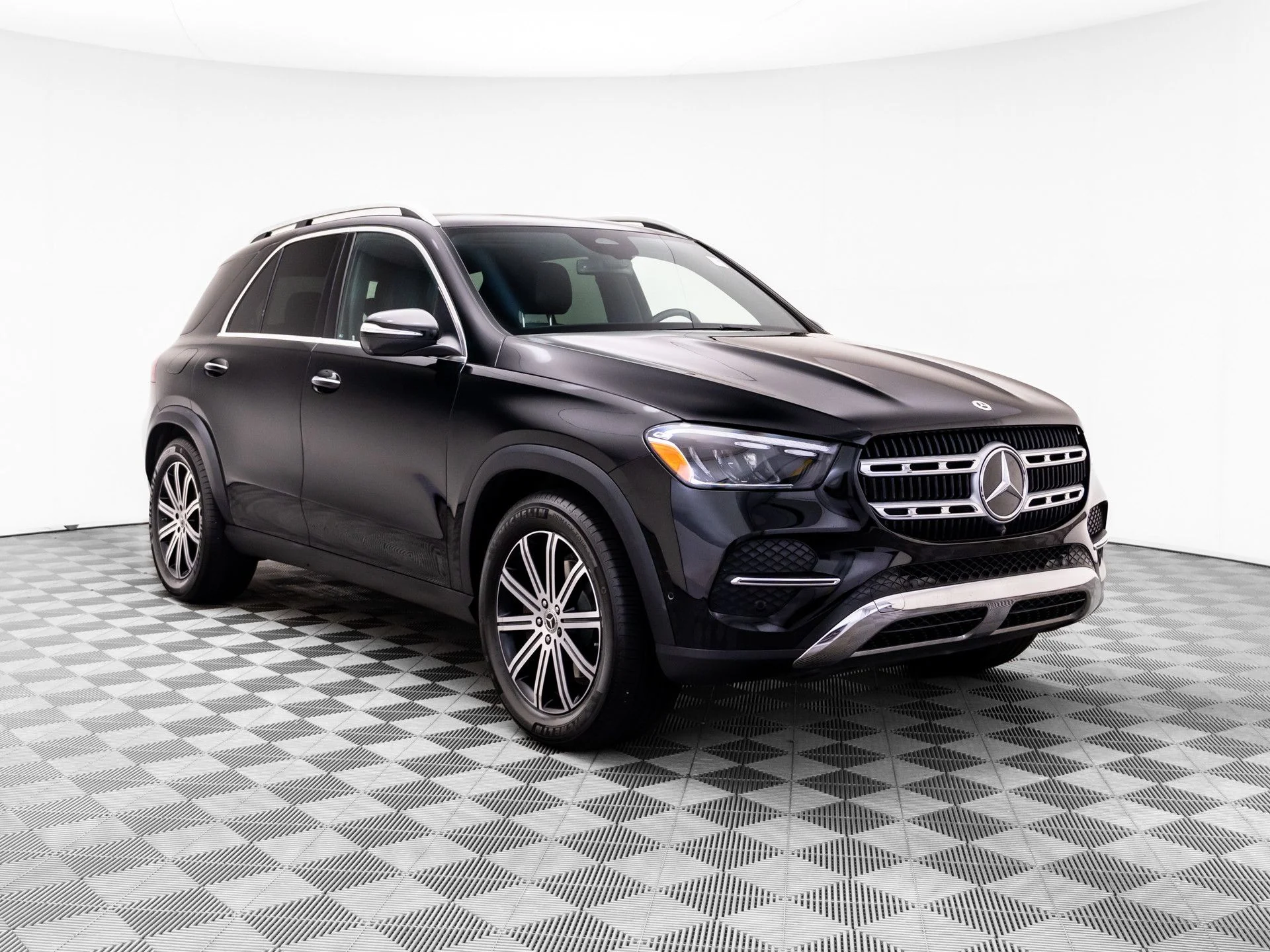 Used 2024 Black Mercedes-Benz GLE 350 image 7