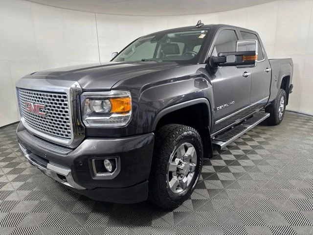 Used 2016 Iridium Metallic GMC Denali image 8