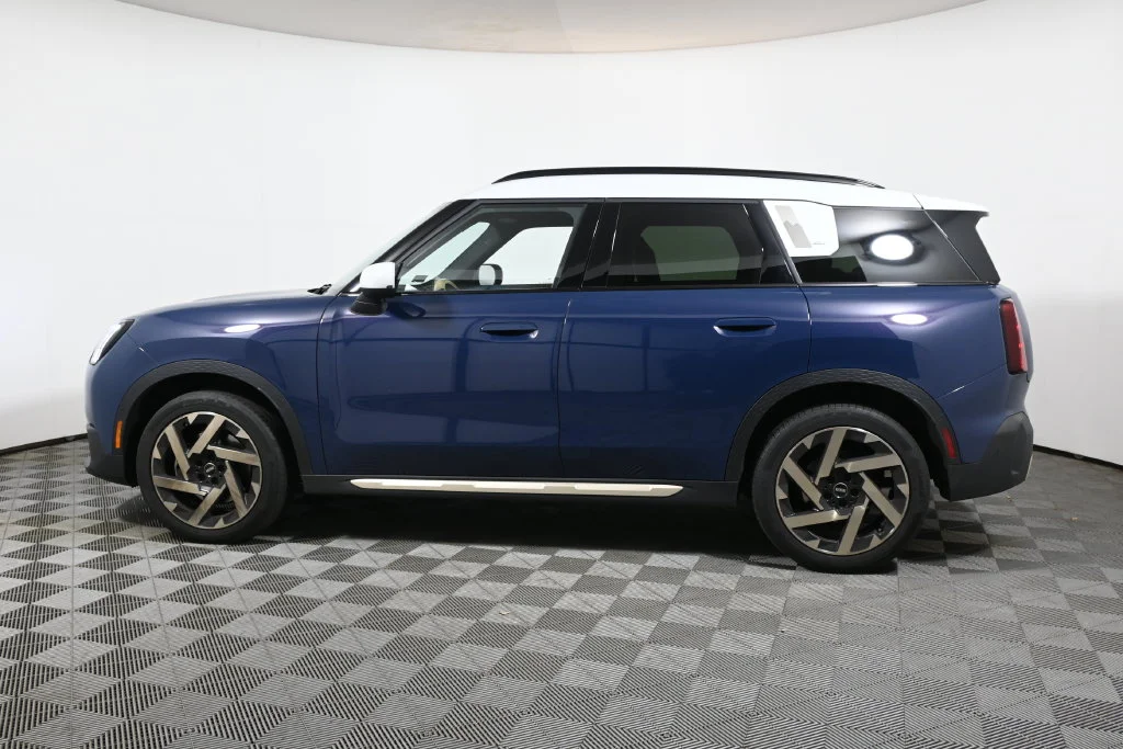 Used 2025 Blue MINI  image 2
