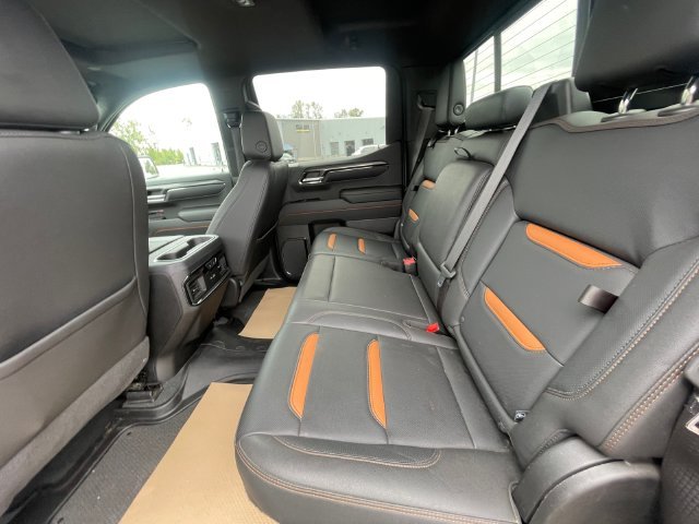 Used 2022 Summit White GMC AT4 image 11