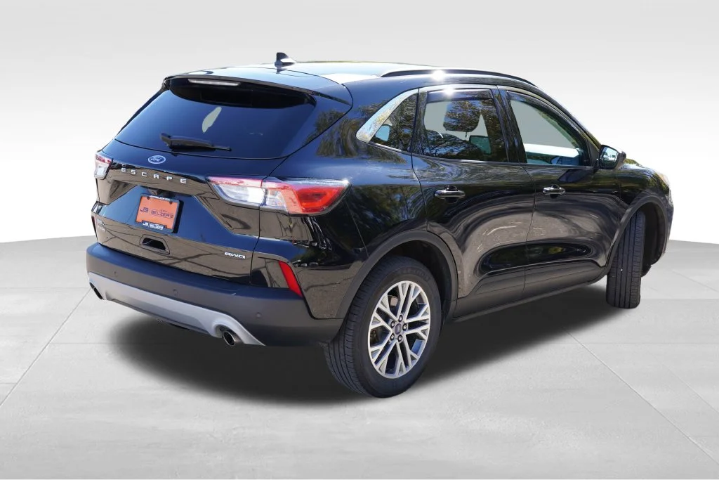 Certified Used 2022 Agate Black Metallic Ford SEL image 5
