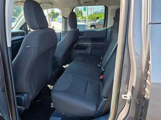 Used 2025 Gray Ford XL image 11