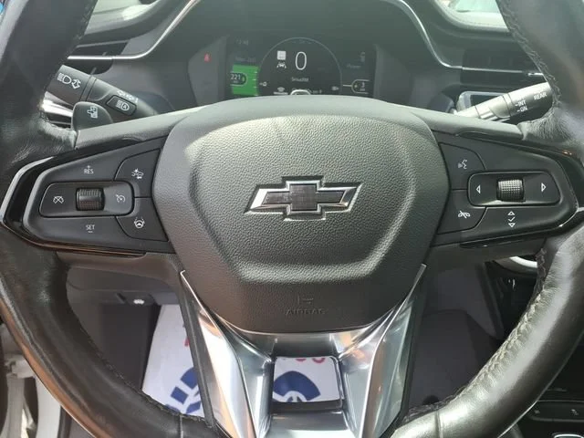 Used 2022 SUMMIT WHITE Chevrolet Premier image 11