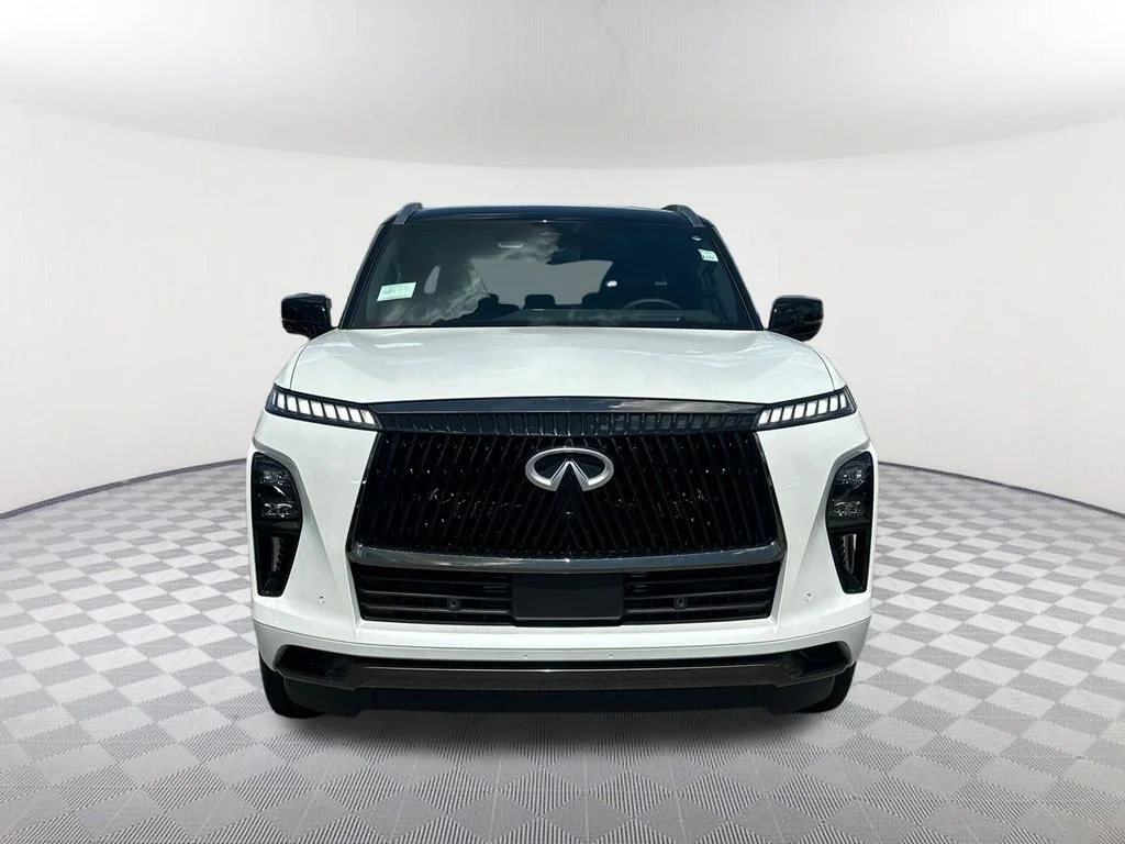 New 2027 2T RADIANT WHIT INFINITI Autograph 4WD image 2