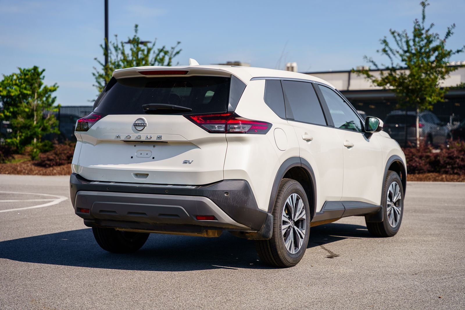 Used 2023 White Nissan SV image 6