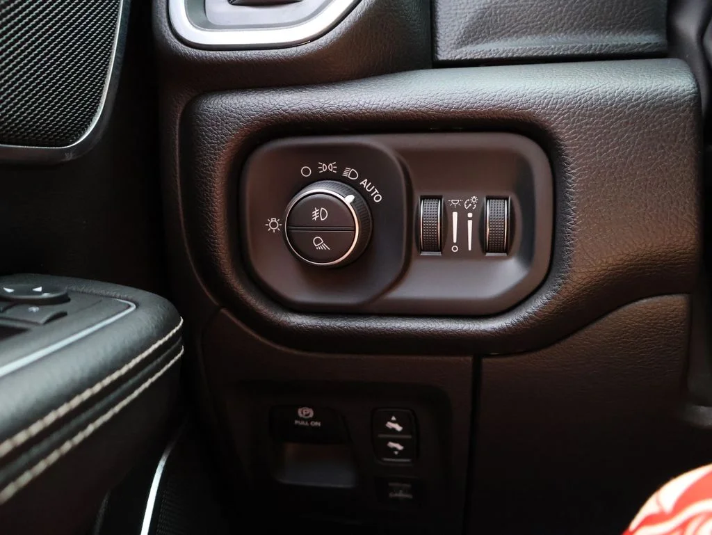 Used 2023 Black Ram Laramie image 29