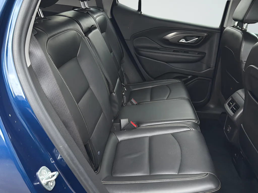 Used 2022 Blue GMC SLT image 10