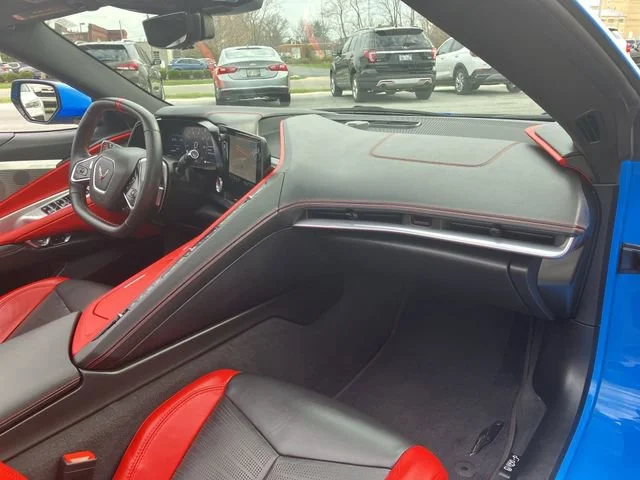 2021 Chevrolet Corvette 2LT - Photo 25